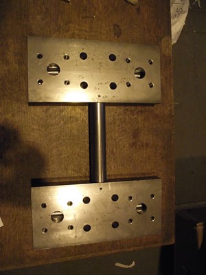 Water Gauge Column 457mm Centres